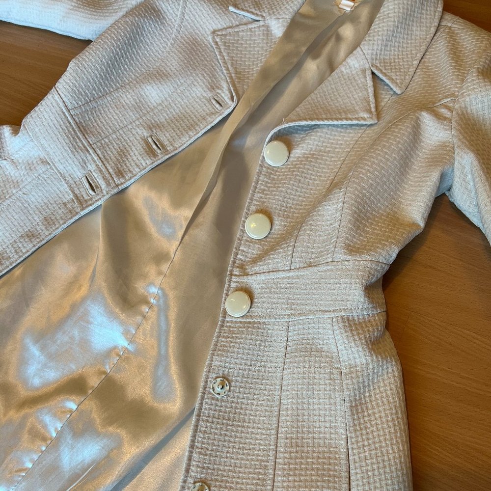 Tulle Cream Trench Style Jacket with Pockets Sz Medium